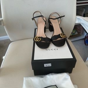Gucci Black Maramount Heels Size 8.5 - excellent condition